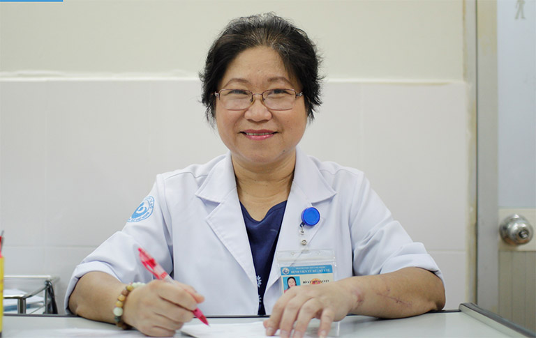Bác Sĩ CKII Hồ Kỳ Thu Nguyệt - Chuyên gia sản phụ khoa uy tín, trưởng khoa cấp cứu bệnh viện phụ sản MêKông.